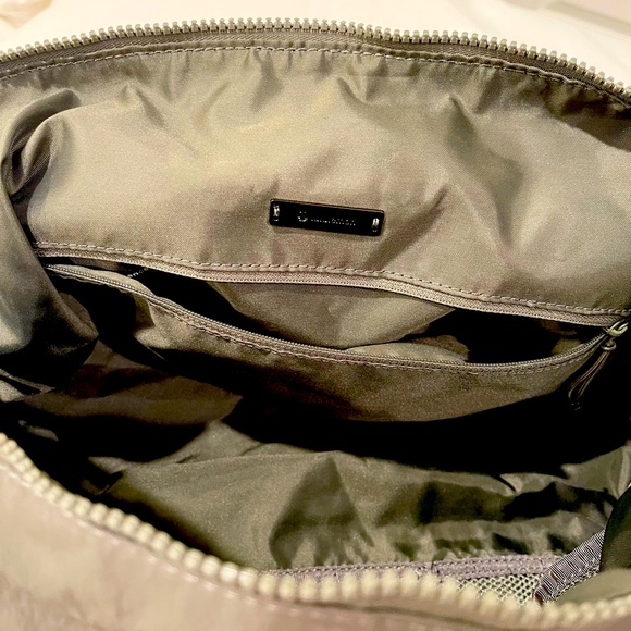 Lululemon On My Level Barrel Bag *16L - Picture 9 of 10